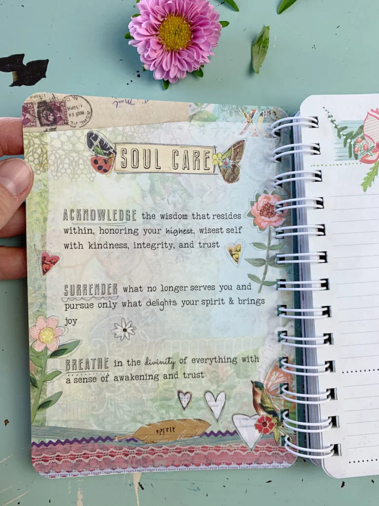 Kelly Rae 2021-2022 Planner Cover Image