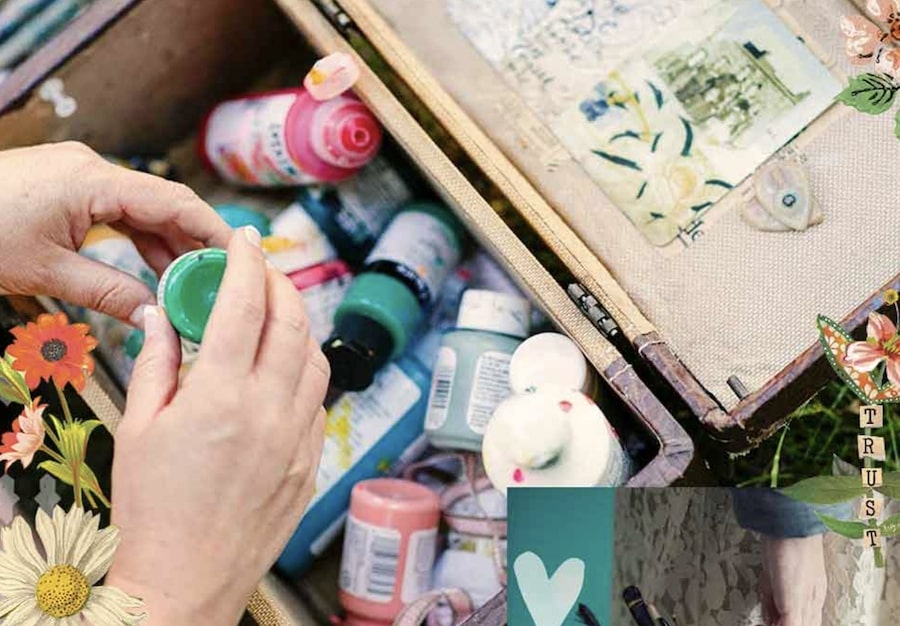 Kelly Rae Roberts paints