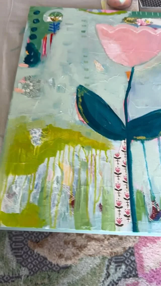 Finding my groove lately. Also, we decided not to move to Bend after all (I’ll share more soon)! So I’m cozying back into my studio and playing with oil paints and big paintings and patiently waiting for warmer weather. My heart is full. 

Sending love,
Kelly Rae